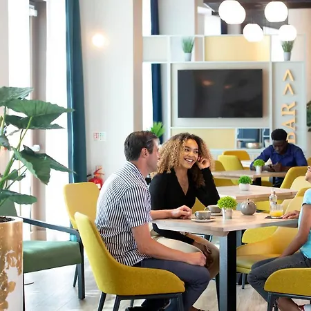 Leonardo Готель 4*