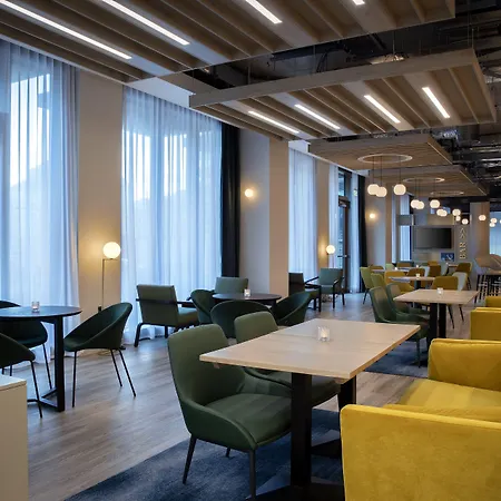 Leonardo Otel