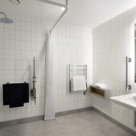 Hotel Leonardo Bristol