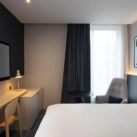 Leonardo Hotel 4*