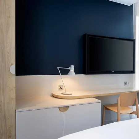 Ξενοδοχείο Leonardo